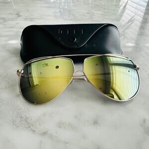 DIFF Eyewear Maeve Sunglasses in Gold Reflect Mirror Oversized with Case